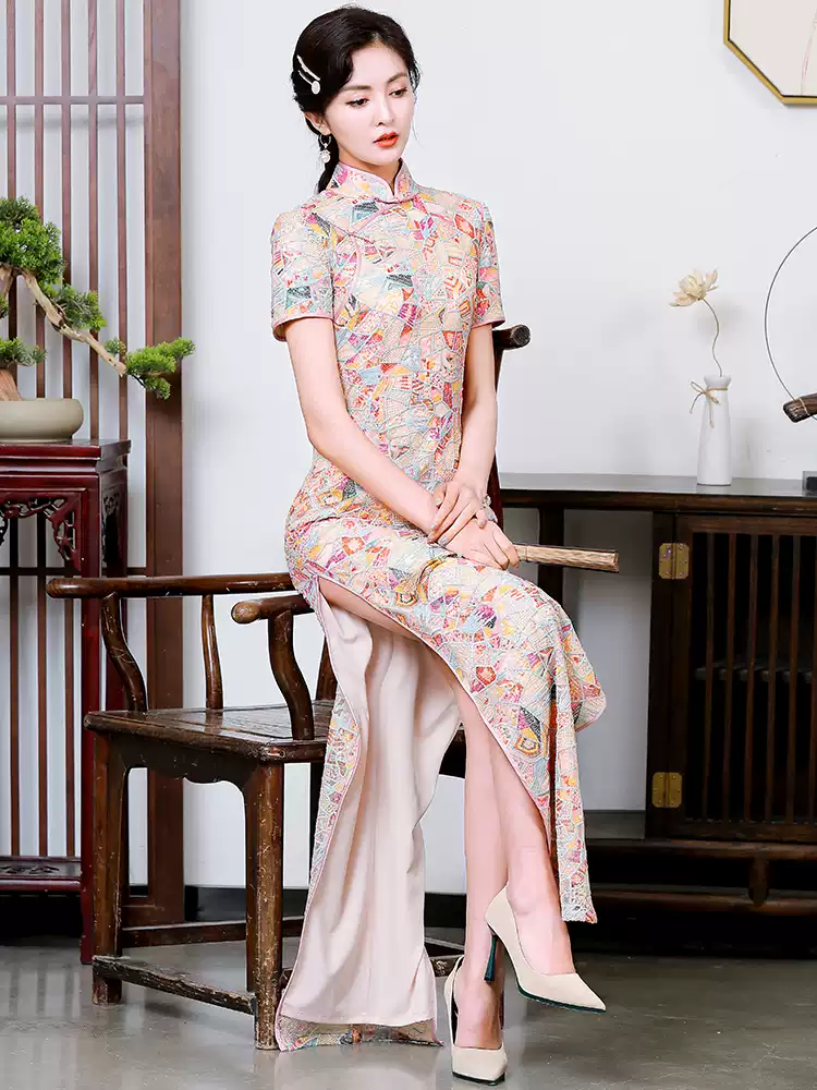 Jiangnan Primavera Rosa lantejoula Bordado Cheongsam 2024 Primavera/Verão Nova Coleção Estilo Jovem Moda Cheongsam Estilo Vestido