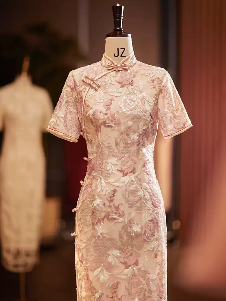 Rouge/Roze Nieuwe Chinese stijl Verbeterde High-end Verloving Cheongsam voor Kleine Mannen Dagelijkse Zomer Nieuwe Bruids Toast Jurk